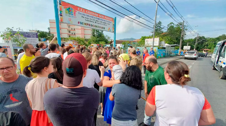 Ataque a creche deixa quatro crianças mortas em Blumenau (SC)