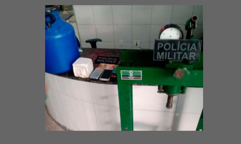 PM prende jovem no Crato com 1 Kg de pasta base de cocaína e outro com maconha em Mauriti