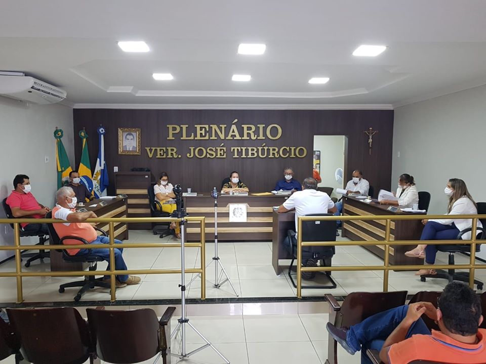 Vereador de Potengi denuncia servidor por possível crime de acúmulo de remuneração sem prestação de serviços