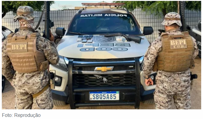 Comando de Operações de Divisas prende homem com tornozeleira eletrônica portando escopeta e crack no Icó