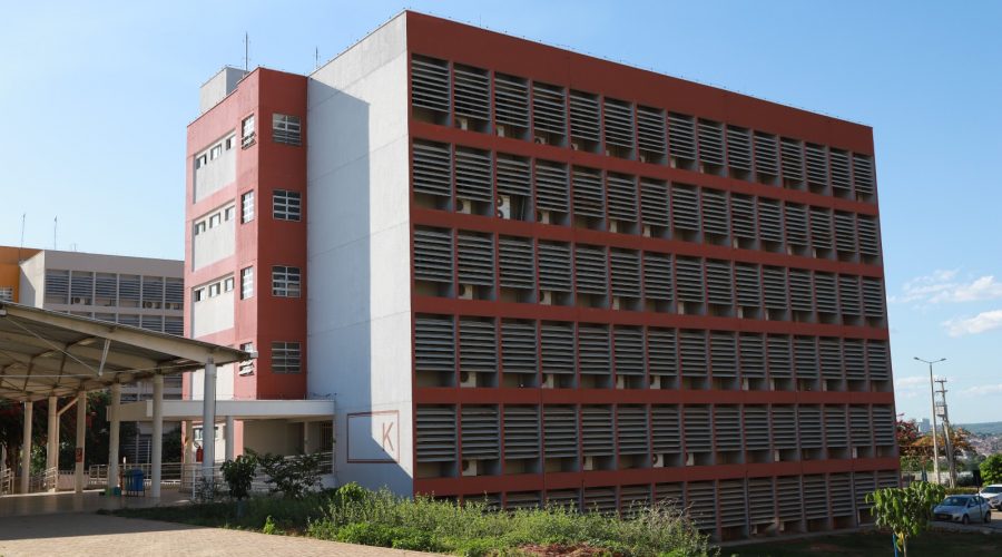 UFCA abre concurso com 22 vagas para níveis médio, técnico e superior