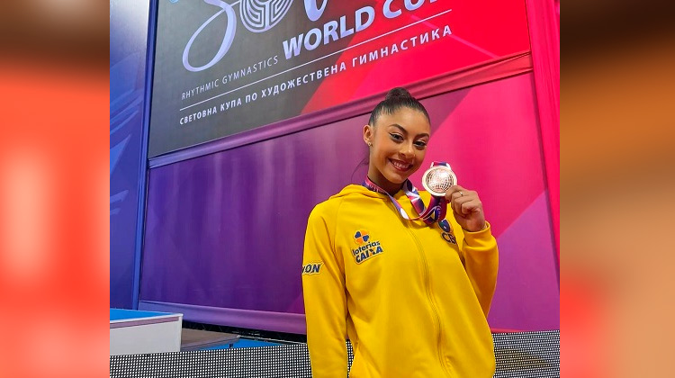Ao som de Lady Gaga, Bárbara Domingos fatura bronze inédito para o Brasil na Copa do Mundo de Ginástica Rítmica
