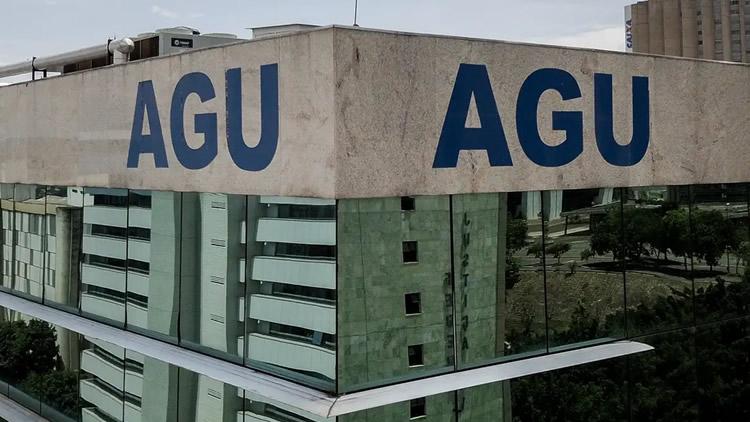 AGU pede bloqueio de bens de mais 14 investigados por fraude no INSS