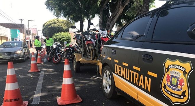 Homem é preso por tentar subornar agente de trânsito em Juazeiro do Norte