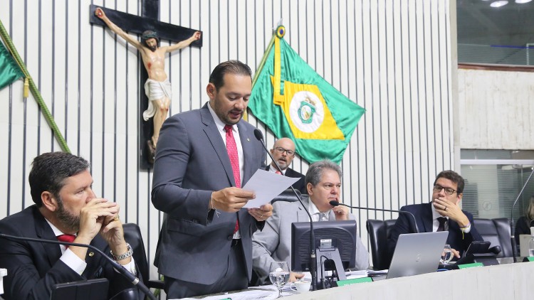 Assembleia aprova convocação de candidatos aprovados no concurso da Funsaúde