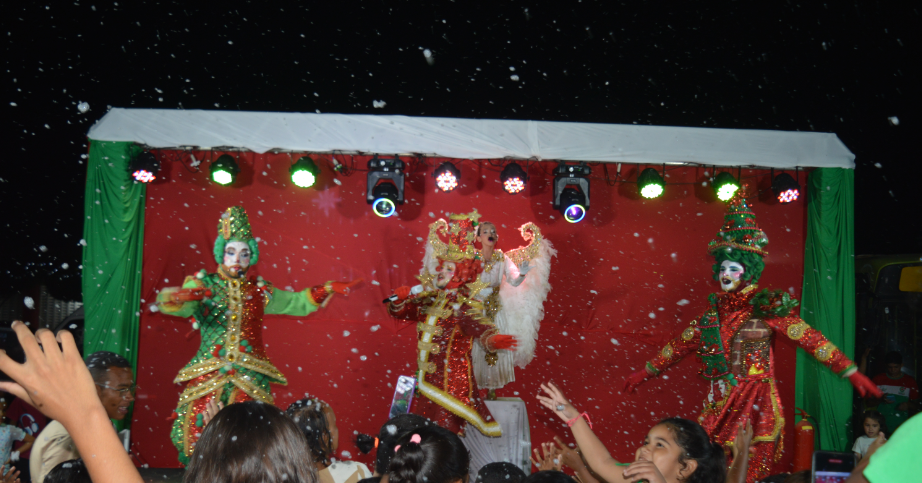 Salitre abre oficialmente o natal do município com espetáculo teatral e apresentações culturais