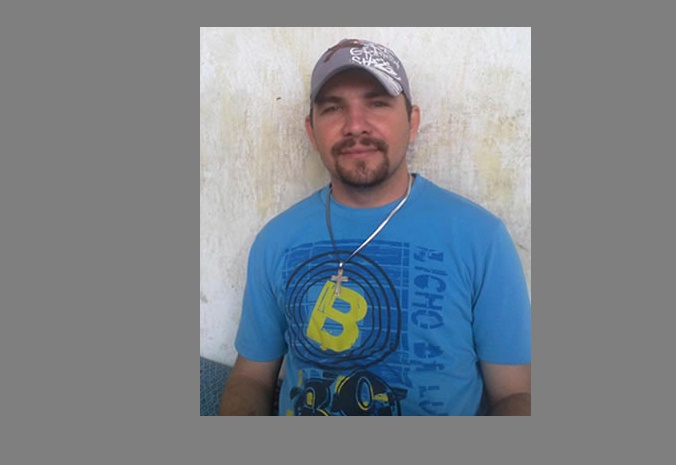 Homem morto a tiros em Juazeiro ao volante do carro e esposa saiu baleada