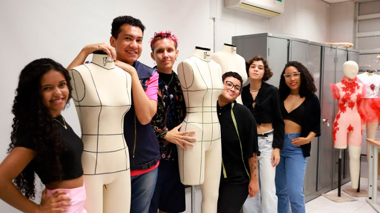 Alunos do curso de Designer da UFCA são selecionados em Concurso de Moda do Dragão Fashion Brasil