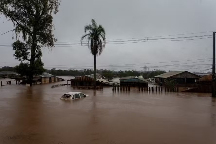 Rio Grande do Sul confirma 148 mortes pelas chuvas; 124 pessoas estão desaparecidas