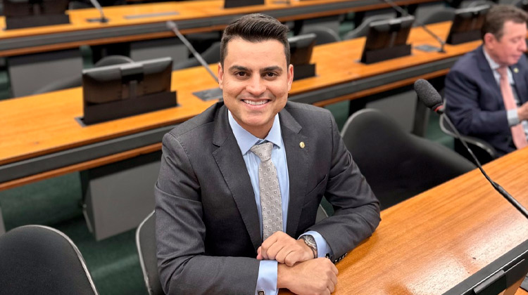 Deputado Yury do Paredão é indicado para Comissão Mista que analisará o programa Minha Casa, Minha Vida