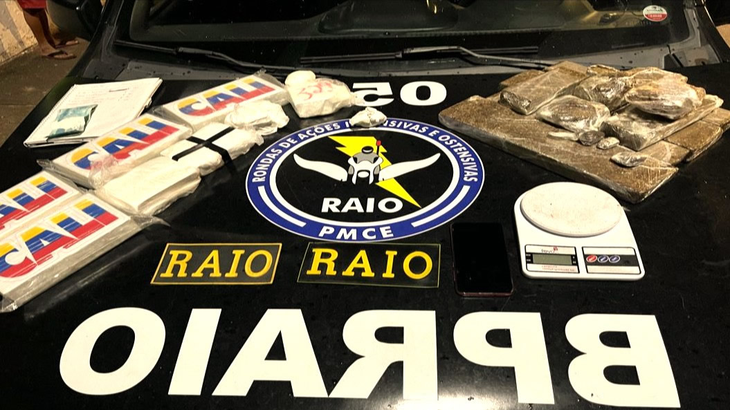 RAIO prende dupla no Crato e apreende mais de 11 Kg de drogas entre cocaína e maconha