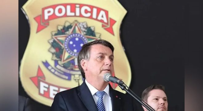 PF intima Bolsonaro a prestar depoimento na próxima semana